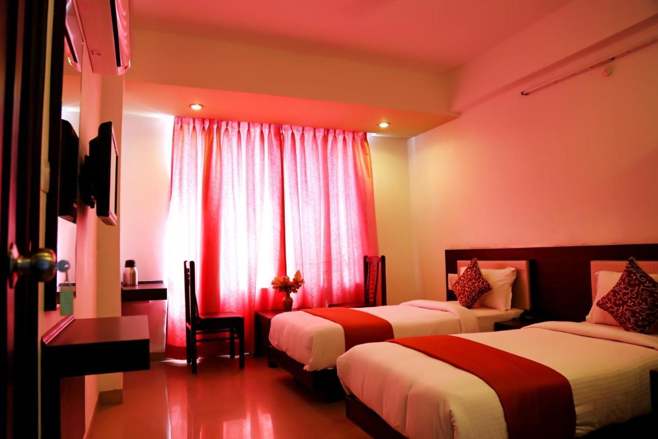 Narayans Leela Inn Udaipur Exterior foto